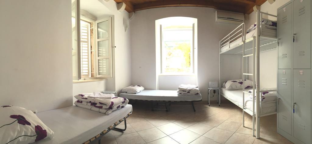 Hostel Angelina Old Town Dubrovnik Bagian luar foto